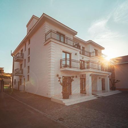 Vila Venus เซนมาร์ติน ภายนอก รูปภาพ
